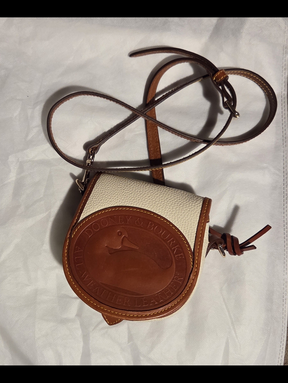 Dooney & Bourke Big Duck  Leather Bag Crossbody Shoulder Purse